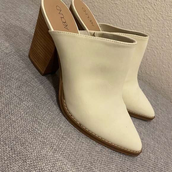 Booties used but it great condition - Picture 7 of 8